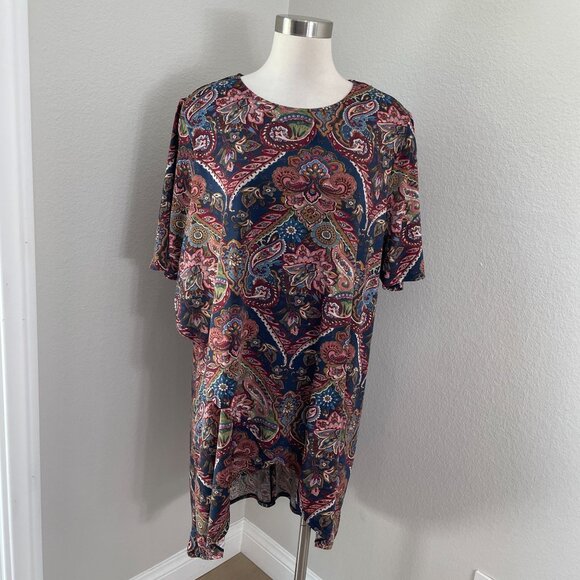 Cocomo Woman Plus 2X  Paisley Tunic Top Blouse Short Sleeve Stretch Shirt Top - Picture 1 of 10